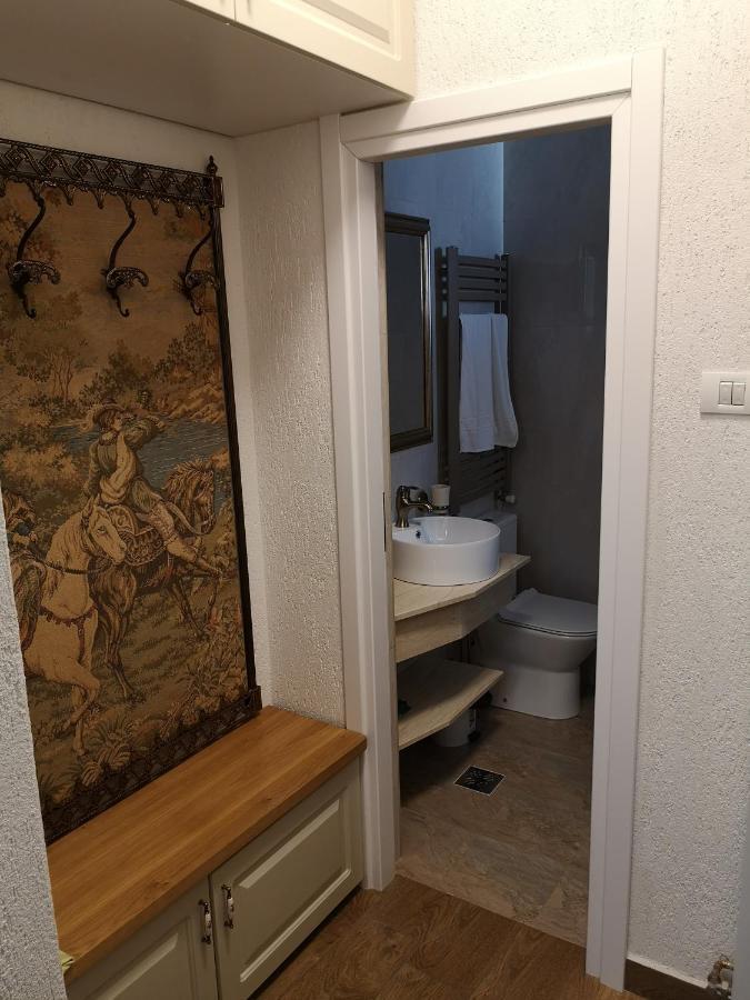 Laura's Place Appartamento Braşov